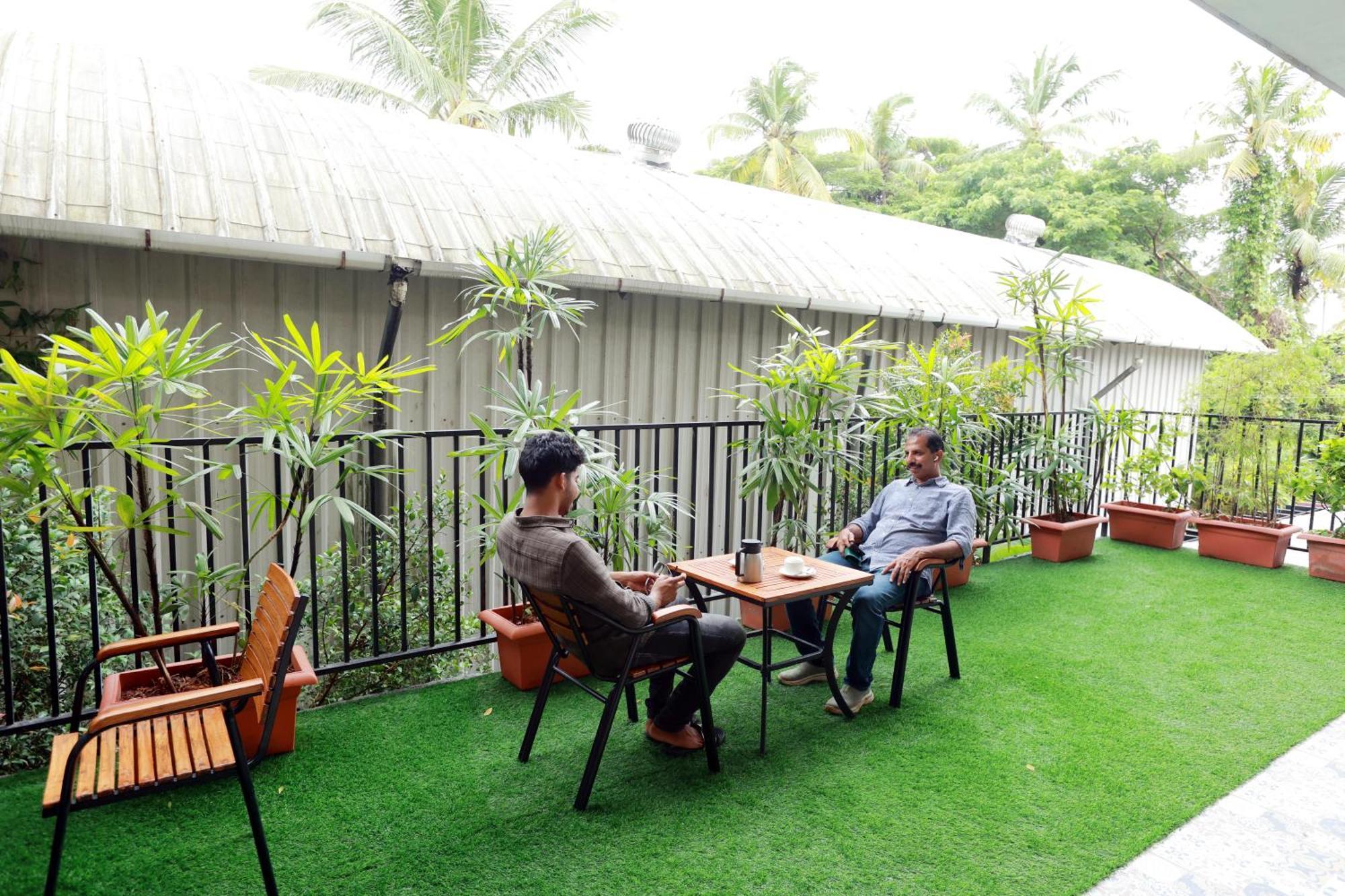 Cmk Habitat Centre Kochi Exterior foto